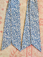 Load image into Gallery viewer, Medium Vintage Waverly Savoy Willow &amp; Pearls Bow
