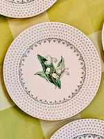 Load image into Gallery viewer, Set of 5 Royal Waverly Lilly of the Valley Plates
