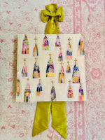 Load image into Gallery viewer, Medium Chartreuse Willow &amp; Pearls Bow
