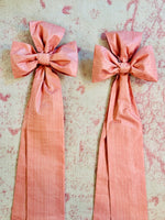 Load image into Gallery viewer, Large Vintage Waverly Harmony Chintz Willow &amp; Pearls Bow
