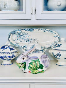 Breathtaking Italian Mottahedeh Rabbit Tureen