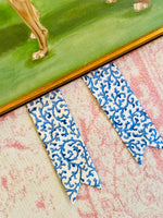 Load image into Gallery viewer, Vintage Waverly Savoy Willow &amp; Pearls Bows
