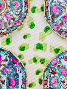 Set of Six Famille Rose Plates