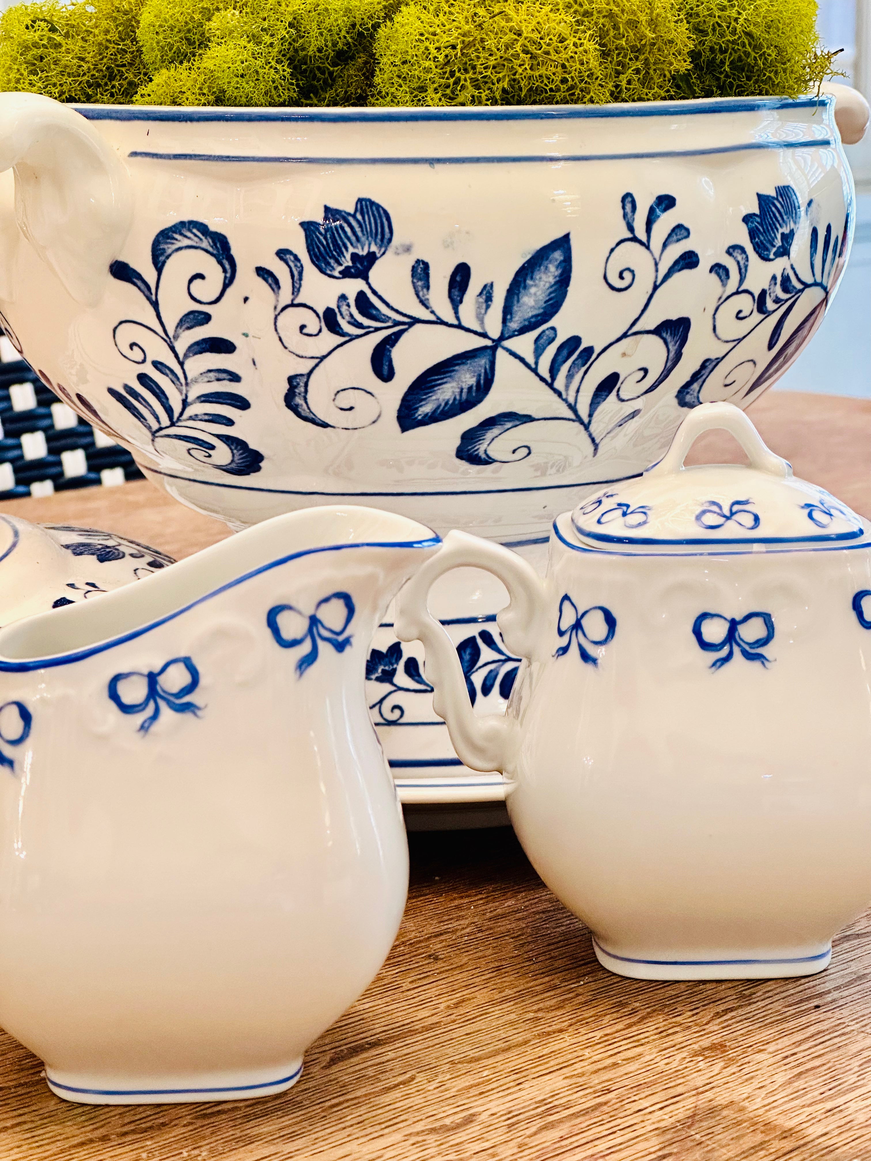 Vista Alegre Ruben Blue Creamer & Sugar Pot