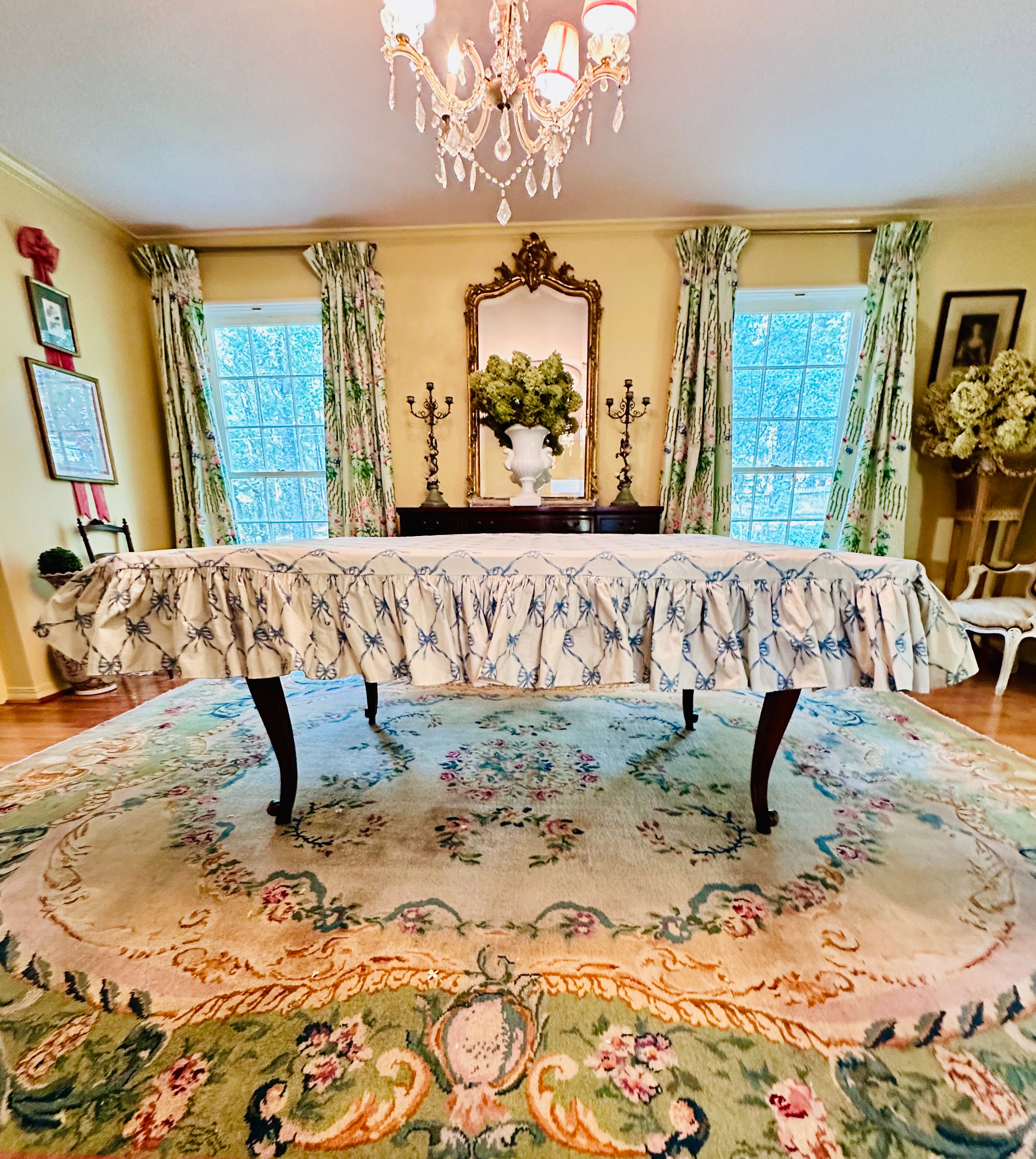 Bespoke Waverly for Schumacher Bows Jolie Tablecloth