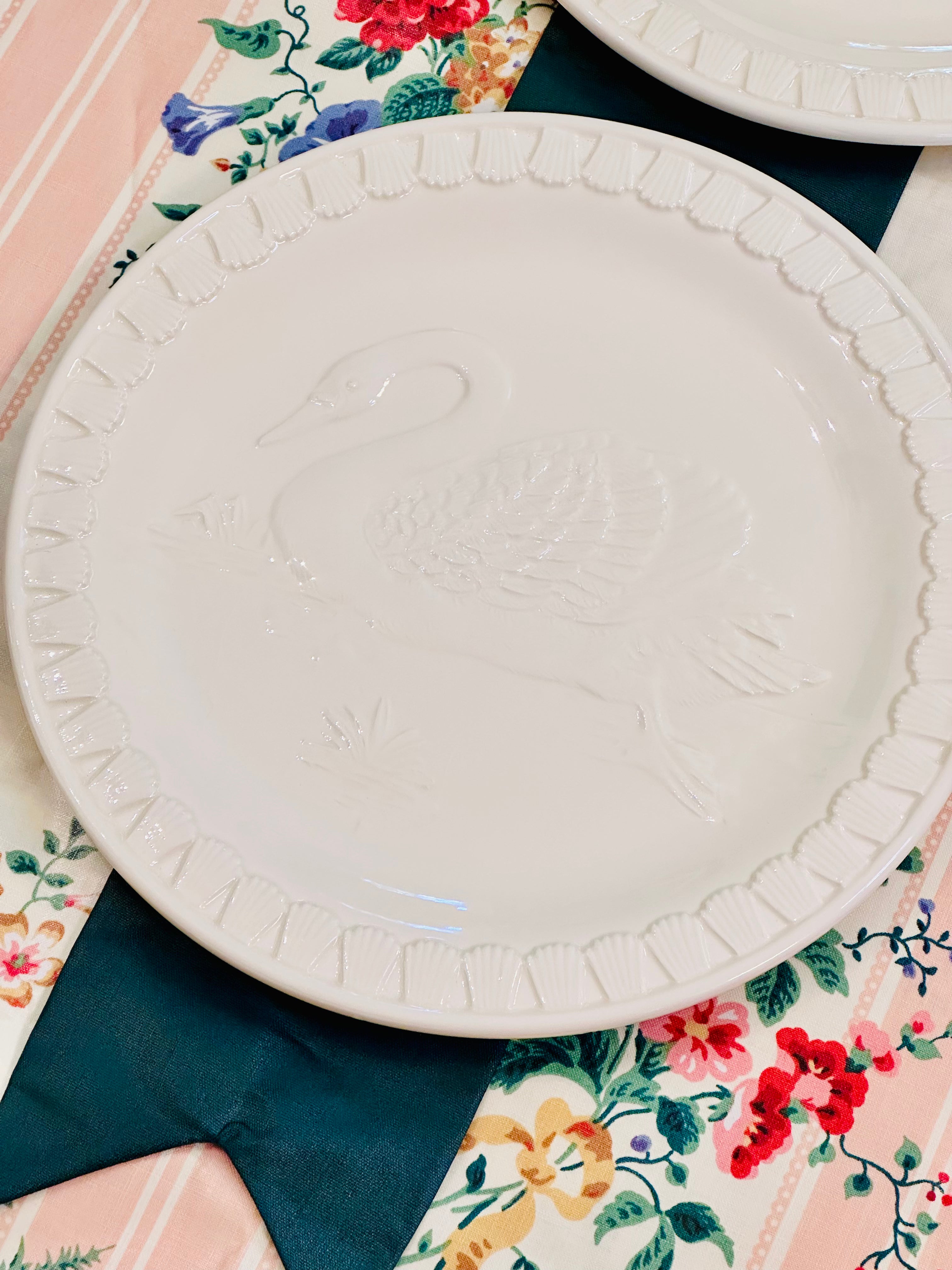 Rare 1987 Haldon Group Swan Plates