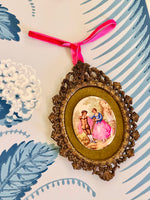 Load image into Gallery viewer, Pair of Framed Elegant Porcelain Cameos
