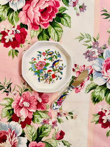 Ansley Pembroke Bone China Butter Dish & Spreader