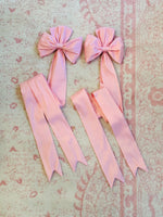 Load image into Gallery viewer, The Classic Pink Willow &amp; Pearls Bow
