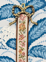 Load image into Gallery viewer, Bow &amp; Tapestry Ribbon Frame
