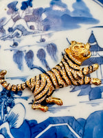 Load image into Gallery viewer, Vintage Leaping Tiger Brooch
