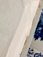 Load image into Gallery viewer, Italian Lidded Box with Strawberries
