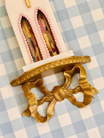 Load image into Gallery viewer, Exquisite Bow Wall Bracket
