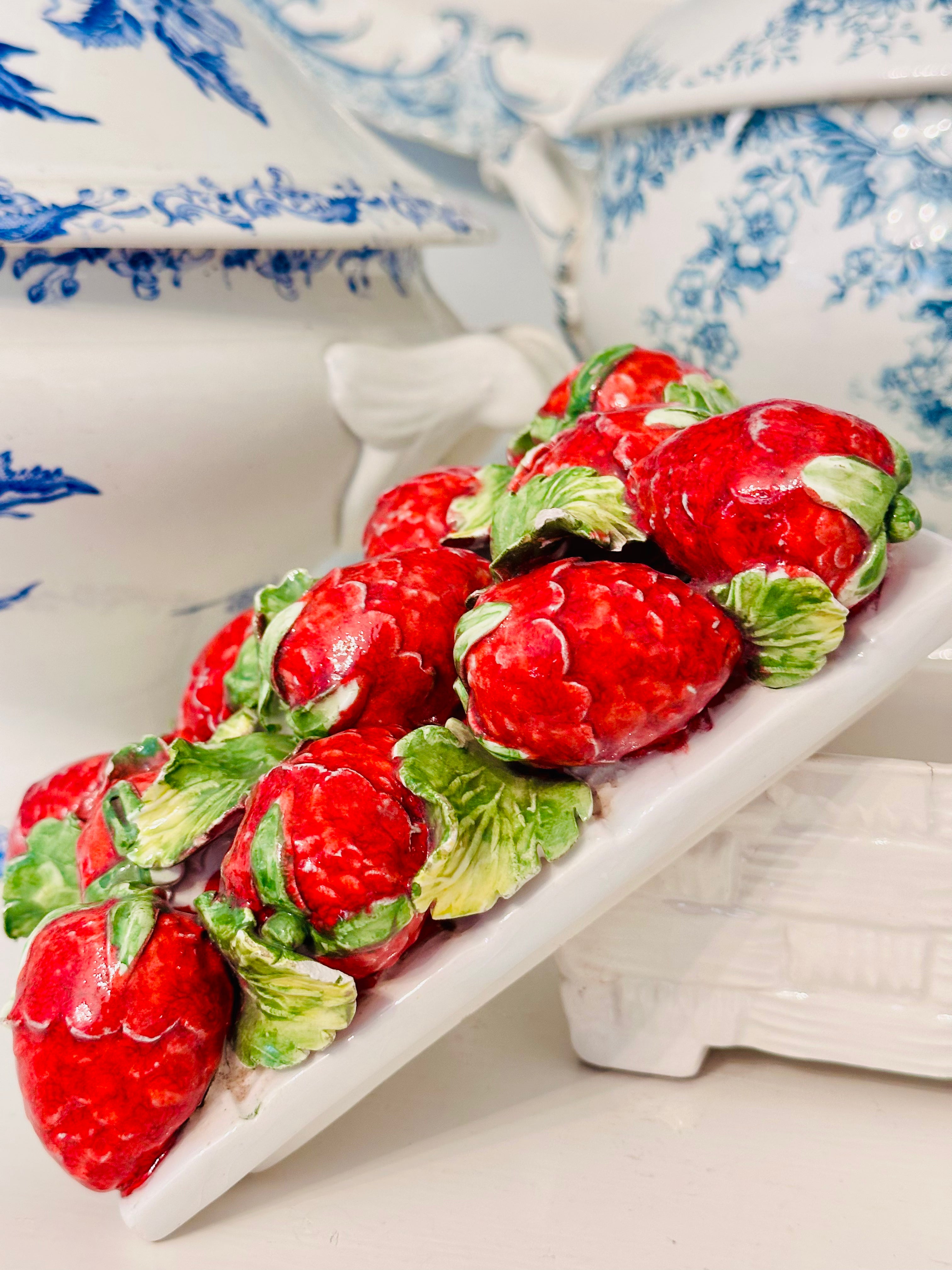 Italian Lidded Box with Strawberries