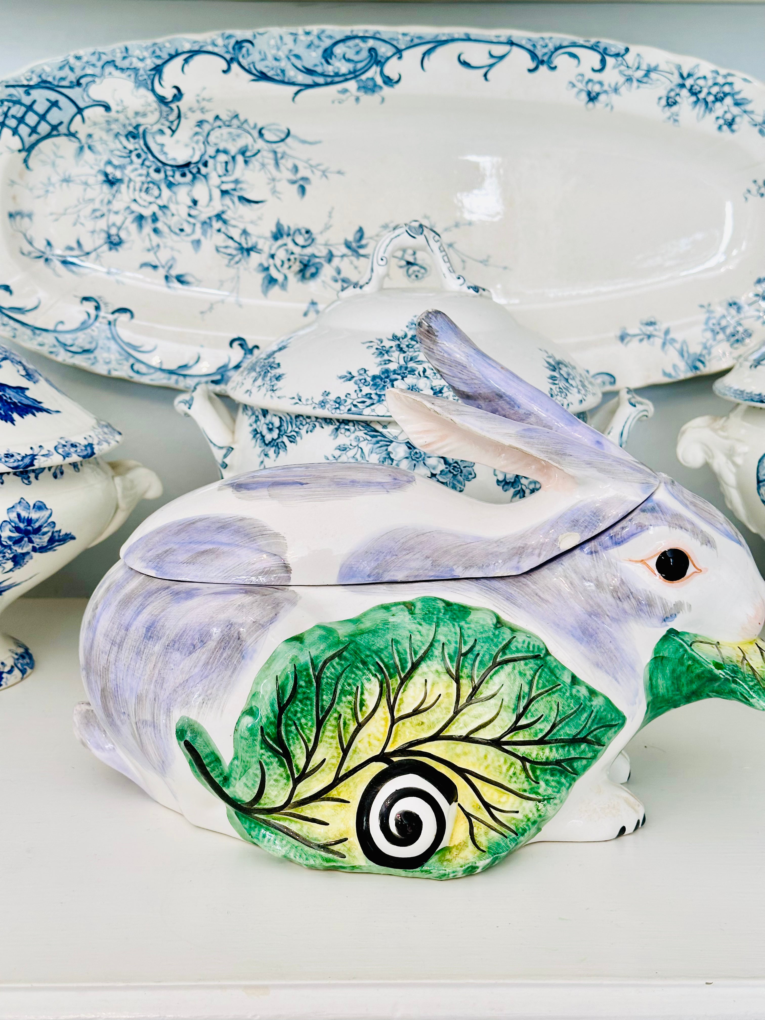 Breathtaking Italian Mottahedeh Rabbit Tureen