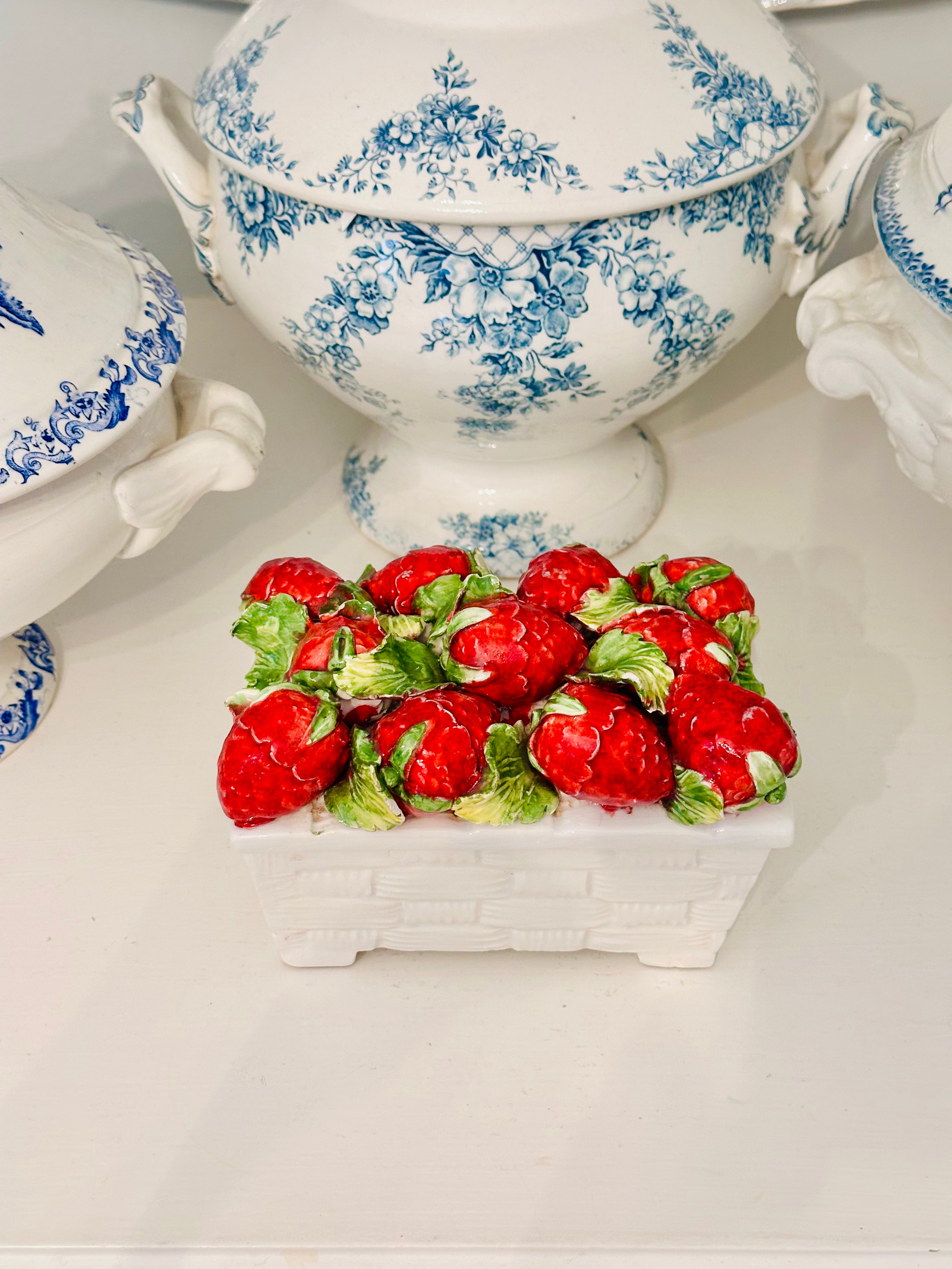 Italian Lidded Box with Strawberries
