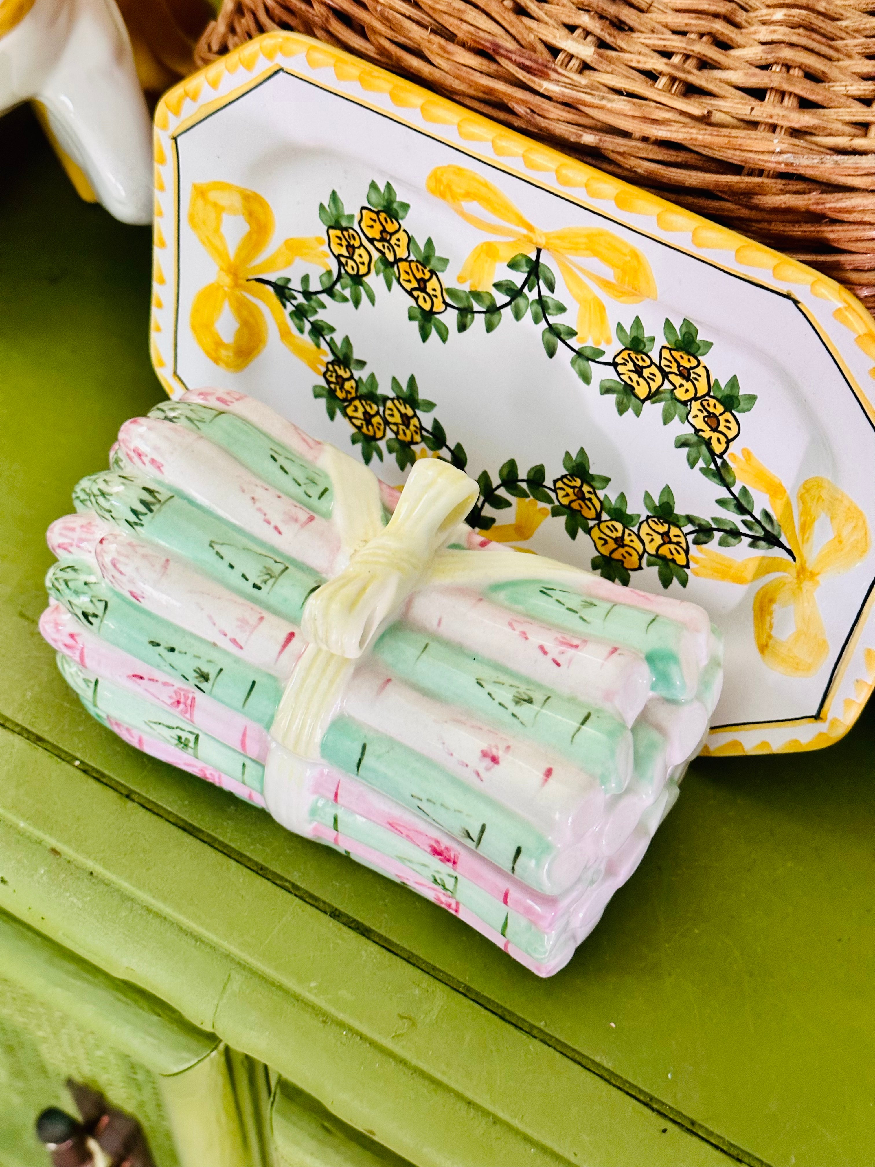 The Most Darling Asparagus Box with Bow