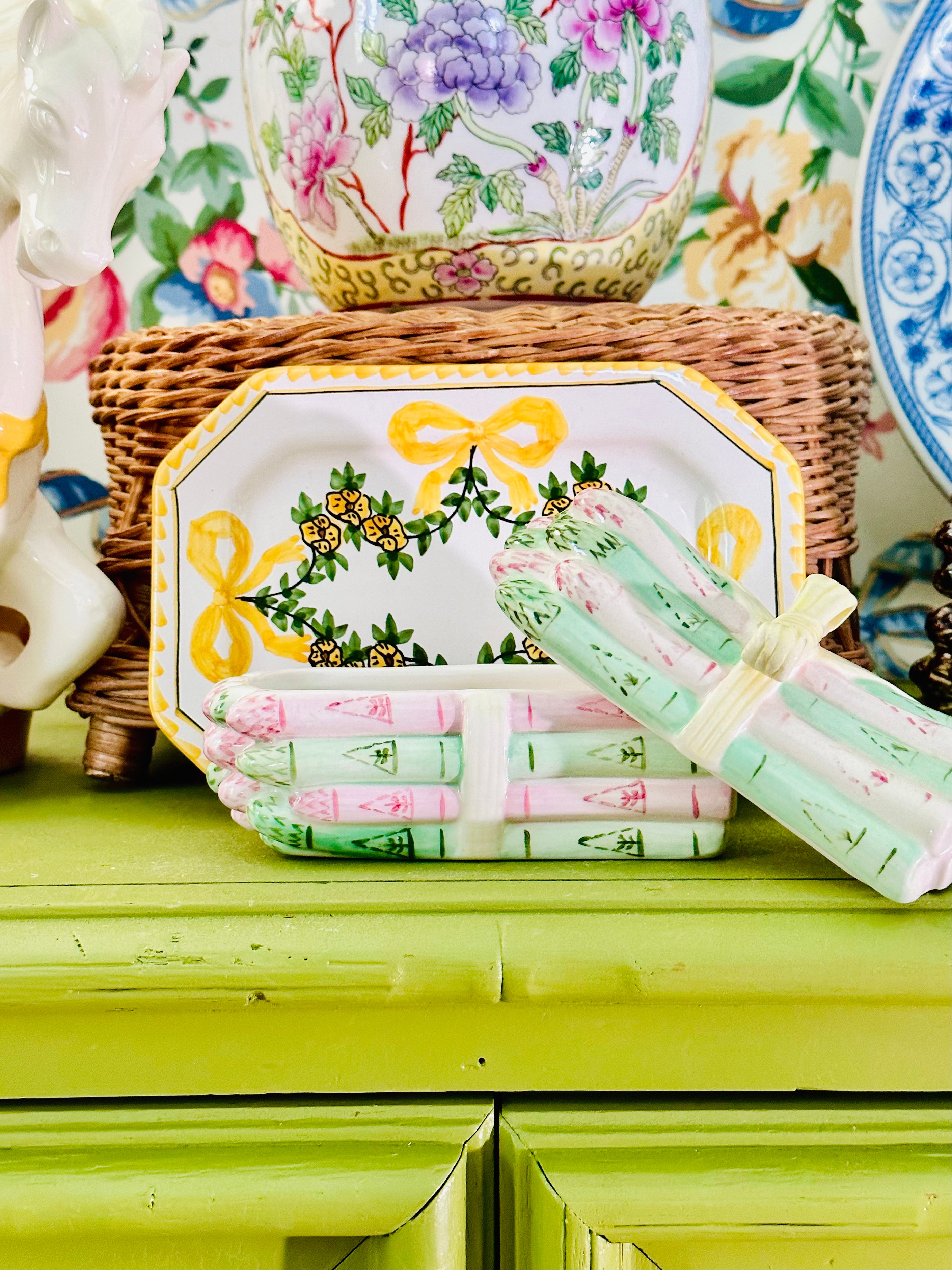 The Most Darling Asparagus Box with Bow