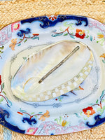 Load image into Gallery viewer, Mother of Pearl Shell Dish with Spoon

