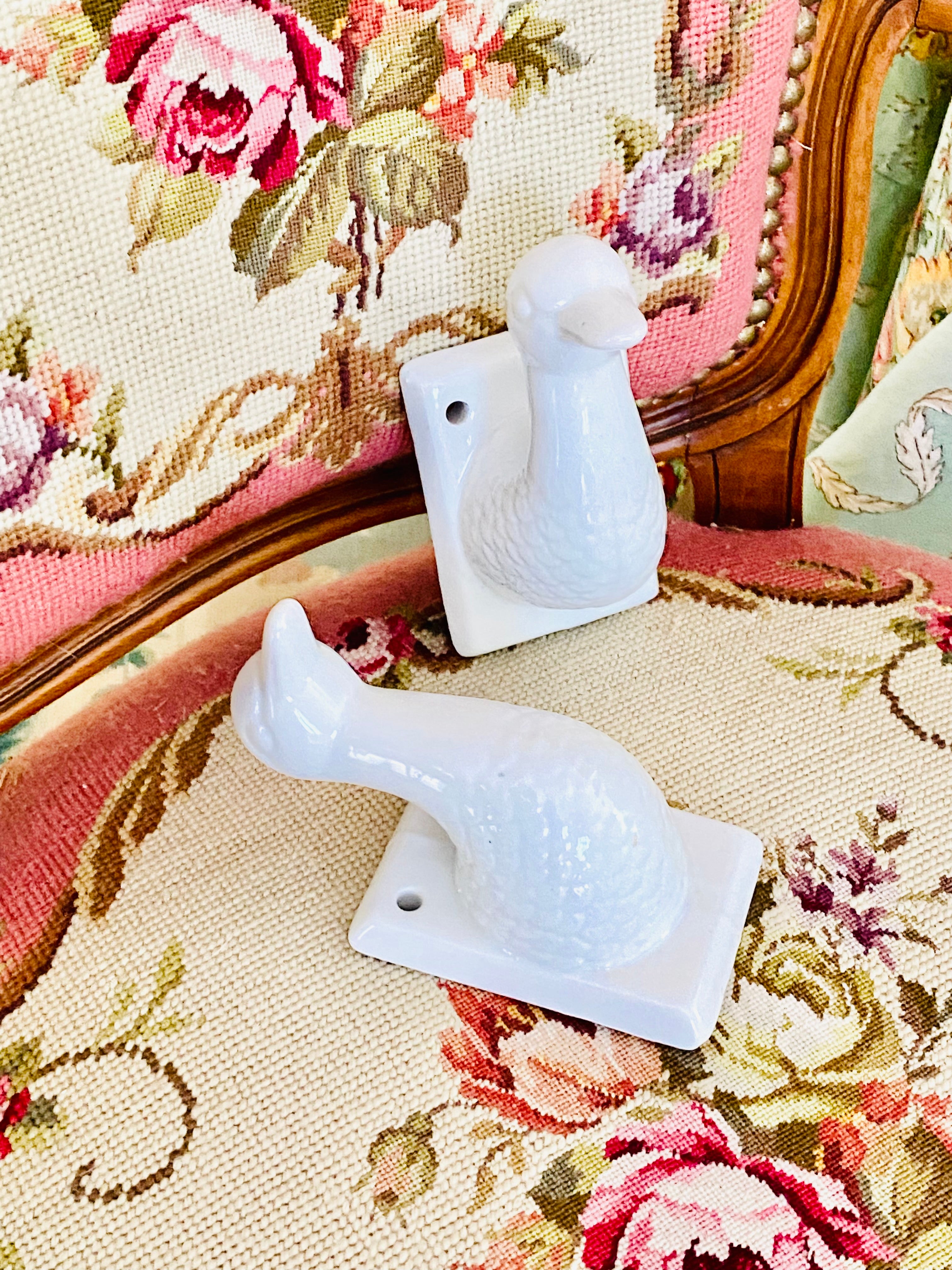Vintage Ceramic Geese Apron Holders