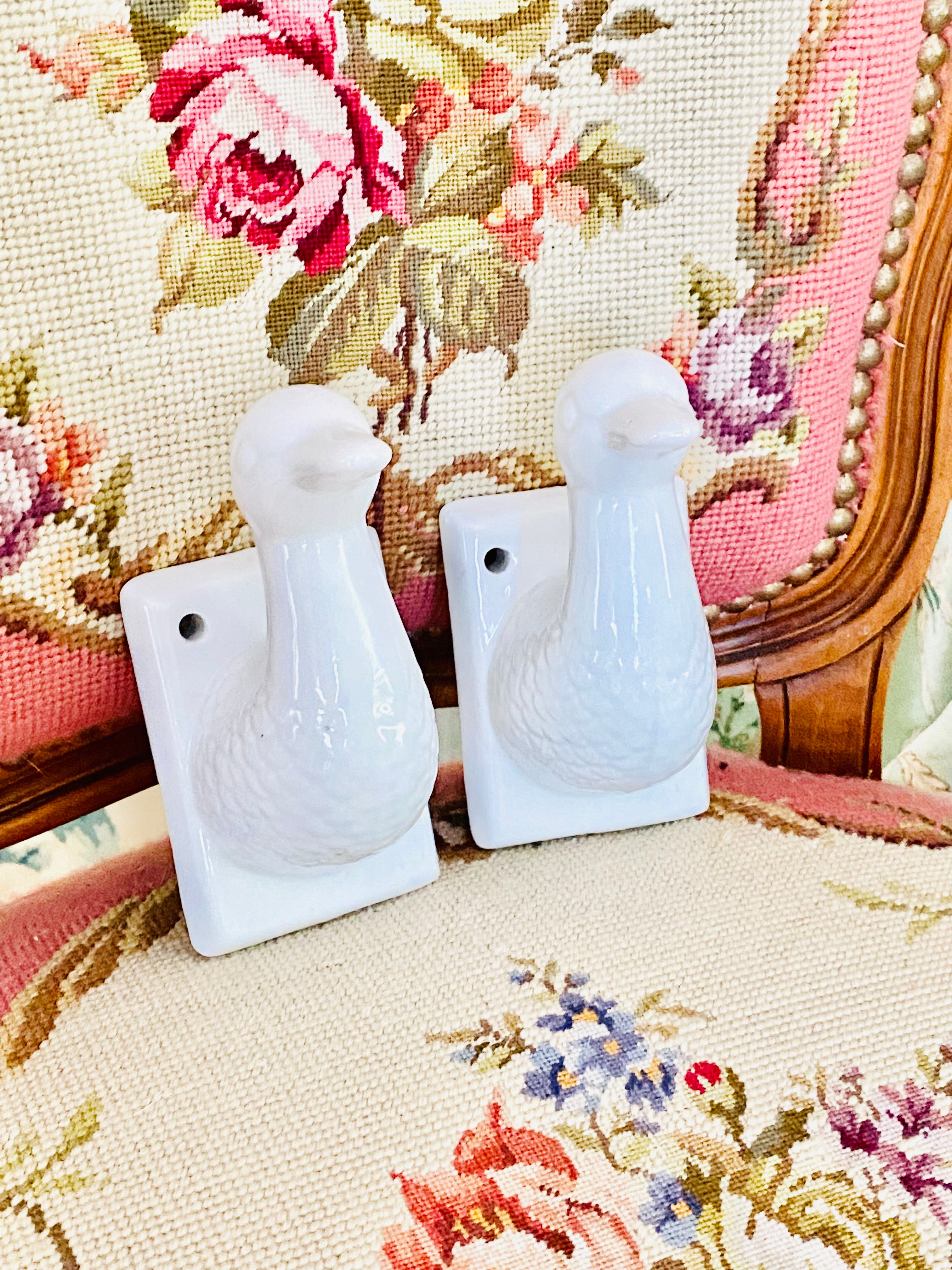 Vintage Ceramic Geese Apron Holders