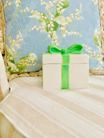 Load image into Gallery viewer, Vintage Fabulous Box with Bow
