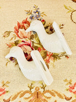 Load image into Gallery viewer, Vintage Ceramic Geese Apron Holders

